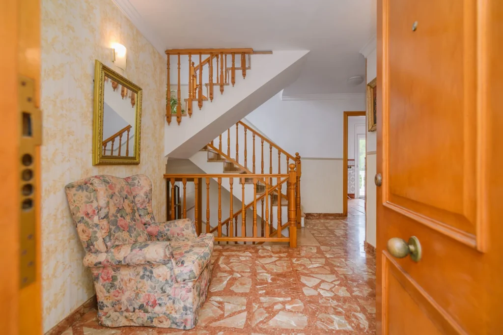 lmdxuo6hfw5wyiyjtqrb (1)