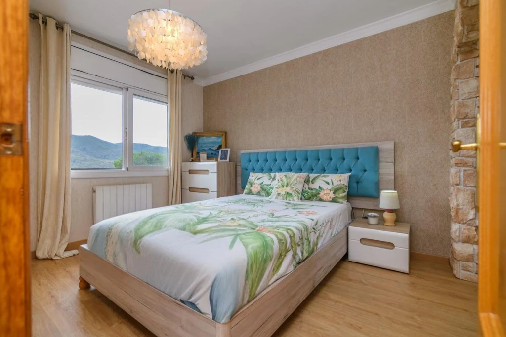 tngiaqhbzgtxxxvwrl9j