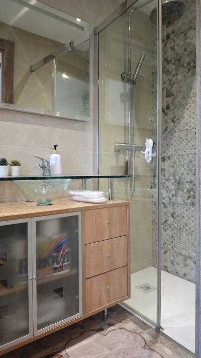 zzjreeas7v70txl51u3h